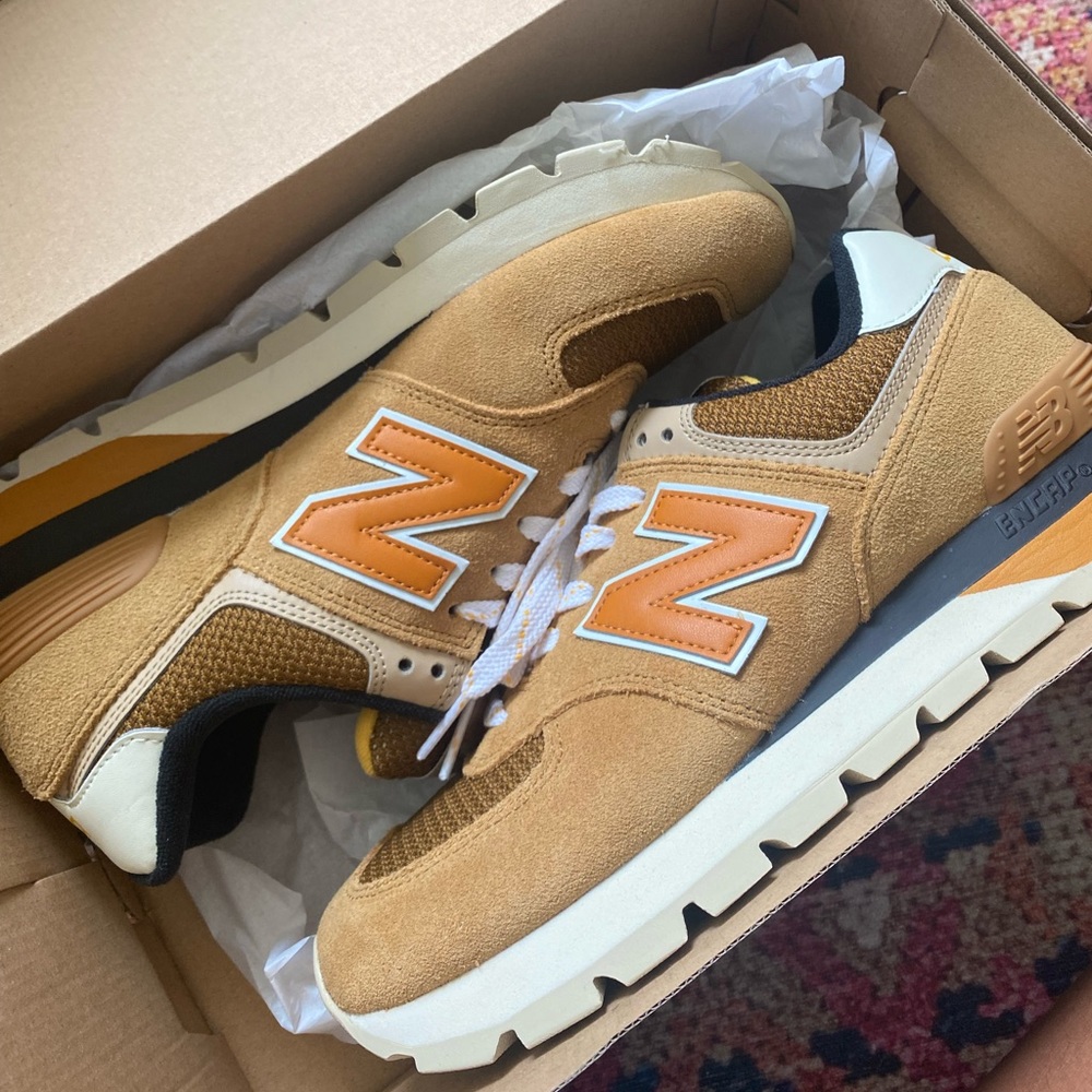 New Balance Rugged Suede 574 Sneakers in Gold, Moss and Black